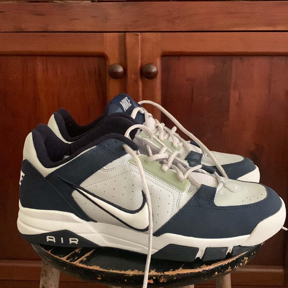 New Nike Air Commander